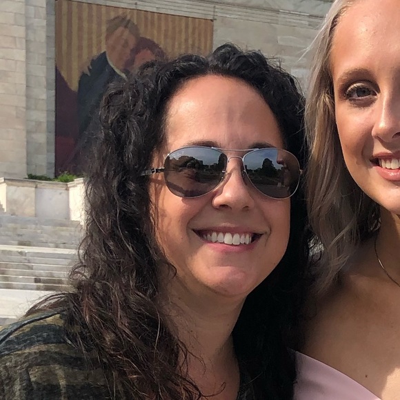 Meet your Posher, Jamie - Picture 1 of 1